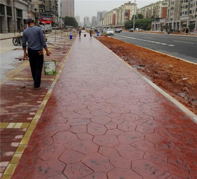 HB-53常德压花地面材料价格解析与地坪材料研发趋势